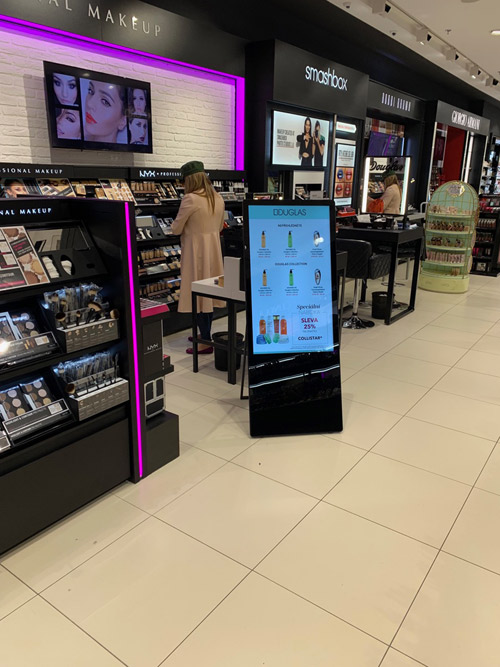 pujčovna LED panelů