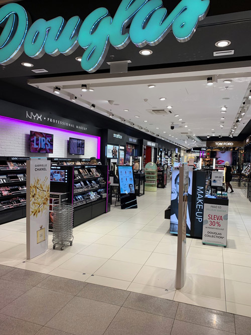 pujčovna LED panelů